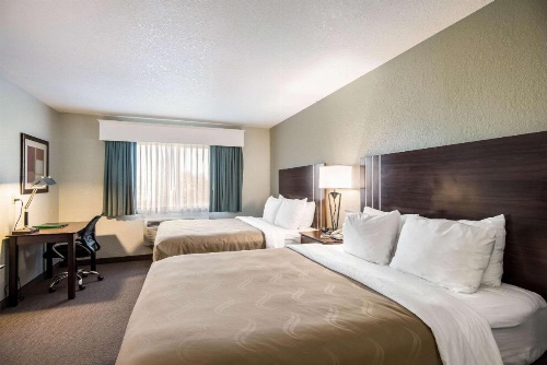 Quality Inn & Suites West image 18