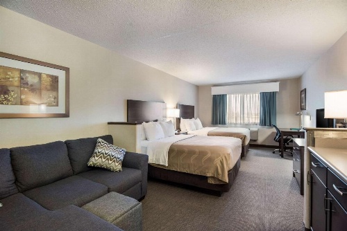 Quality Inn & Suites West image 33