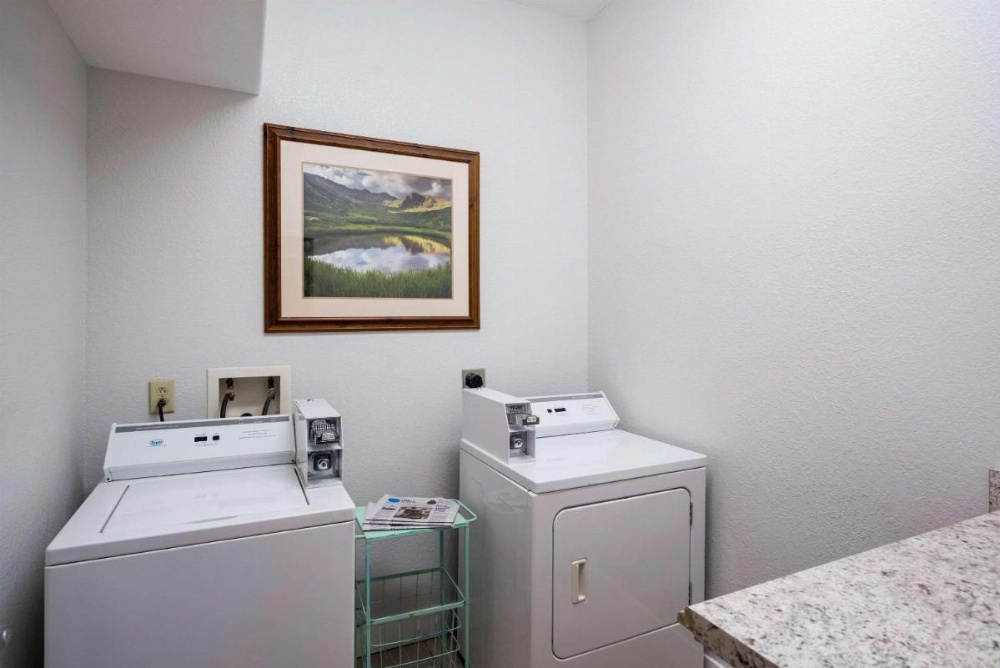 Quality Inn & Suites West